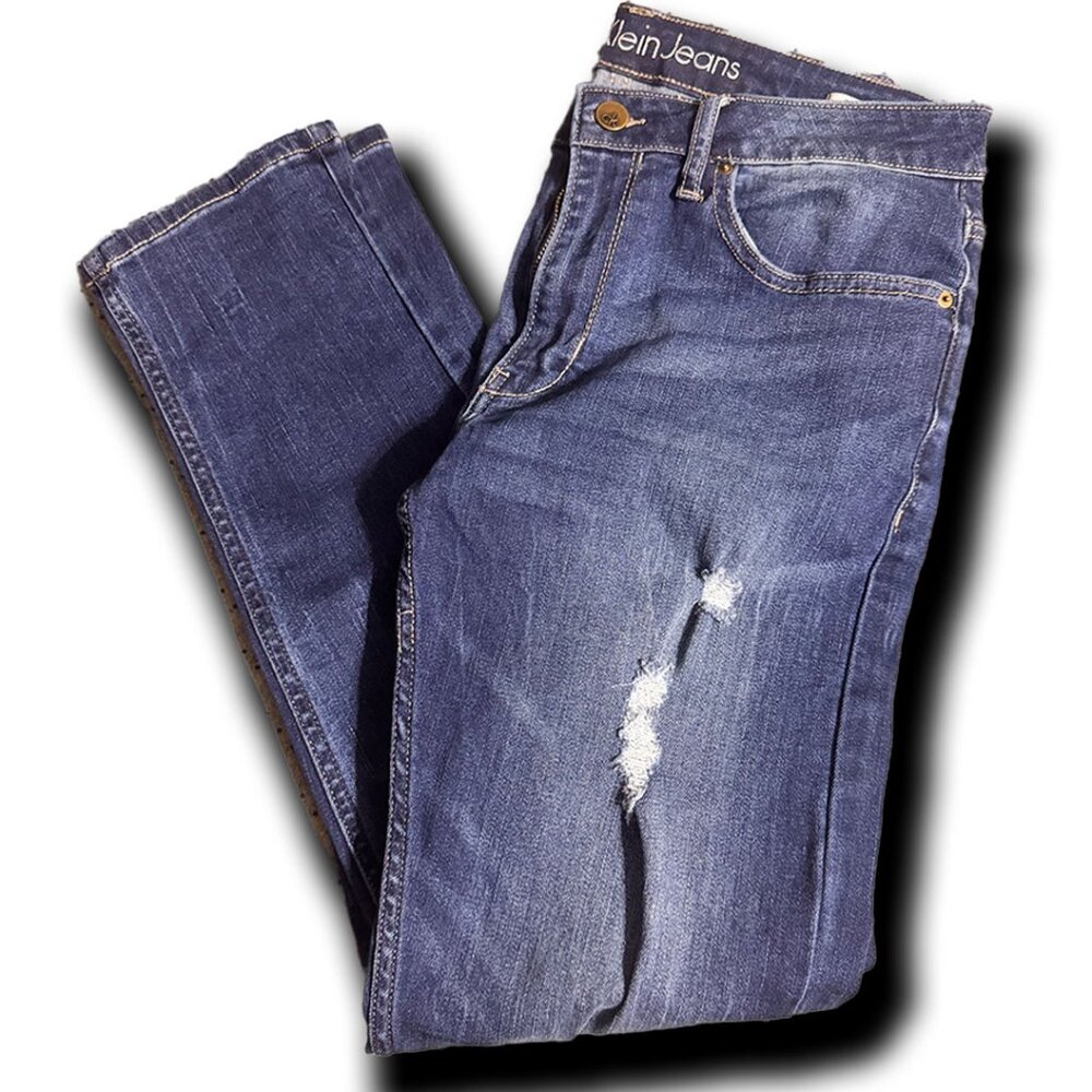 Calvin Klein Jeans Size 28 Slim Boyfriend